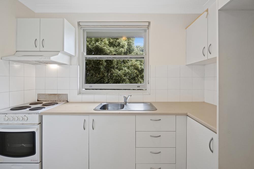 Easycare Apartment In Peaceful Cul-De-Sac