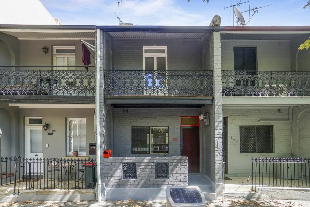 Character-Filled Terrace in the Heart of Pyrmont