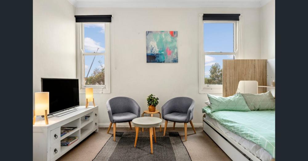 Modern Furnished Studio in Prime Alexandria Location