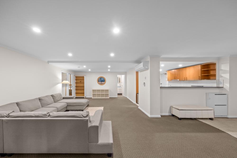 Fully Furnished Ultra Spacious Apartment in a Convenient Lifestyle Precinct